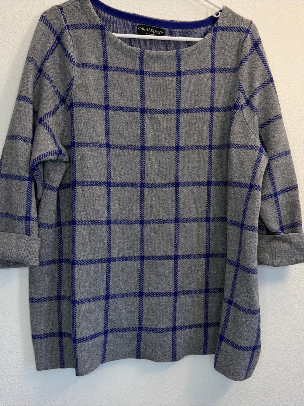Cynthia Rowley Woman Gray Sweater with Blue Windowpane Check XL